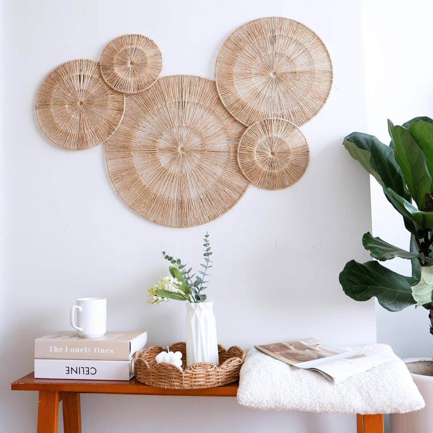 CHI AN HOME 18 Inch Boho Wall Decor β Set of 5 Woven Jute Wall Baskets, Boho Wall Art & Decorative Basket Set, Farmhouse Wall Hanging, Handwoven Wall Plates for Living Room, Bedroom β 18", 14", 11", 8", 7"