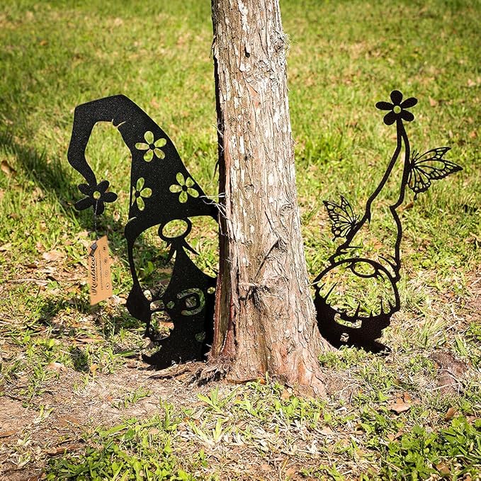 RealSteel Metal Garden Gnomes Outdoor – Steel 4 Pack Lawn Ornaments & Statues, Funny Yard Decor, Weatherproof Garden Decoration, Gift for Gardeners (Rust)