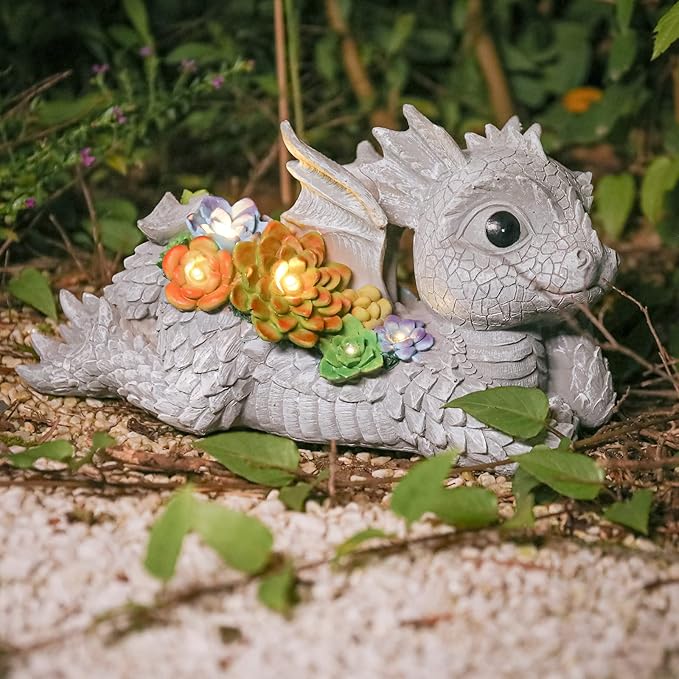 Garden Dragon Statue Outdoor Decor, Dragon Garden Sculpture Waterproof Solar LED Lights Resin Succulent Decorations for Outside Lawn Patio Patio Yard Ornament Gifts