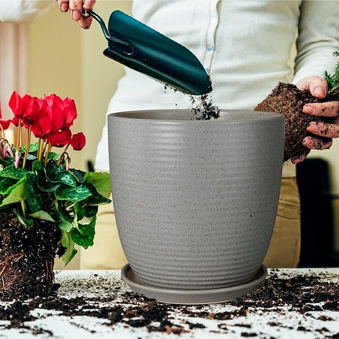 12 Inch Plant Pot, Ceramic Planter Pot with Drainage Hole and Saucer Round Large Flower Pot for Indoor Plants, Light Gray
