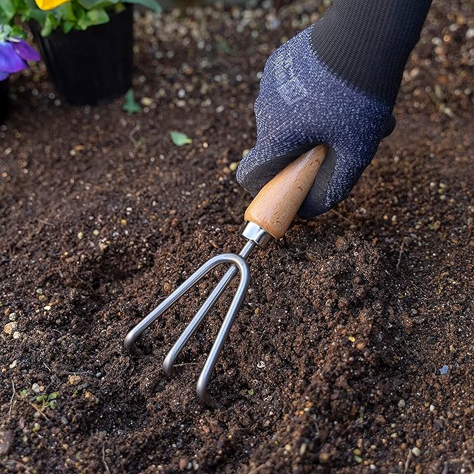 Garden Helper Hand Cultivator Garden Tool 3 Claw for Planting, Garden Hand Rake Japanese Stainless Steel, Wooden Handle, Made in Japan